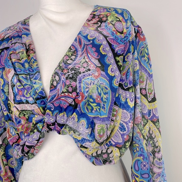 Zara Paisley Printed Cropped Top. Twist Front. Puff Sleeves. Size Large. NWT. - Picture 4 of 14
